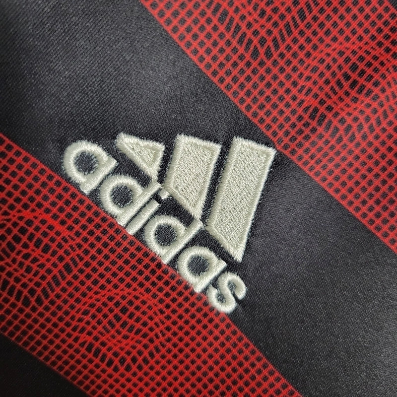 Camisa Flamengo I 19/20 Torcedor Masculina - Vermelha e preta com os detalhes em branco