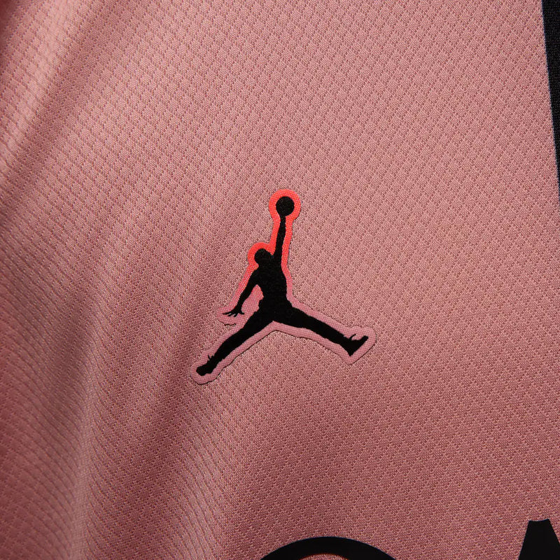 Camisa Paris Saint-Germain III 24/25 - Torcedor Jordan Masculina - Rosa com detalhes em azul